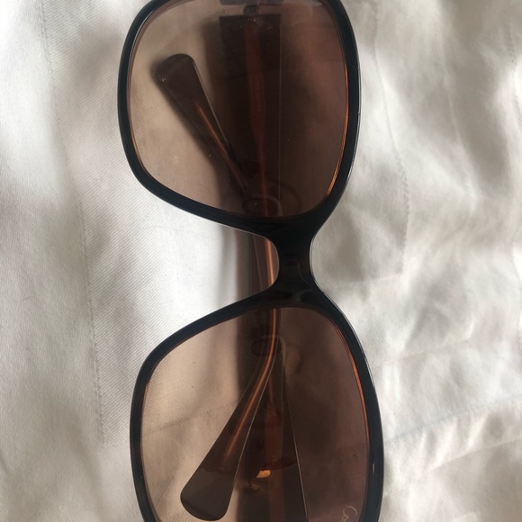 Coach sunglasses - Picture 2 of 2